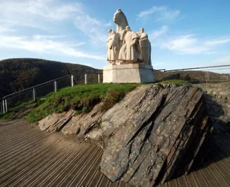 Vallee Et Semoy